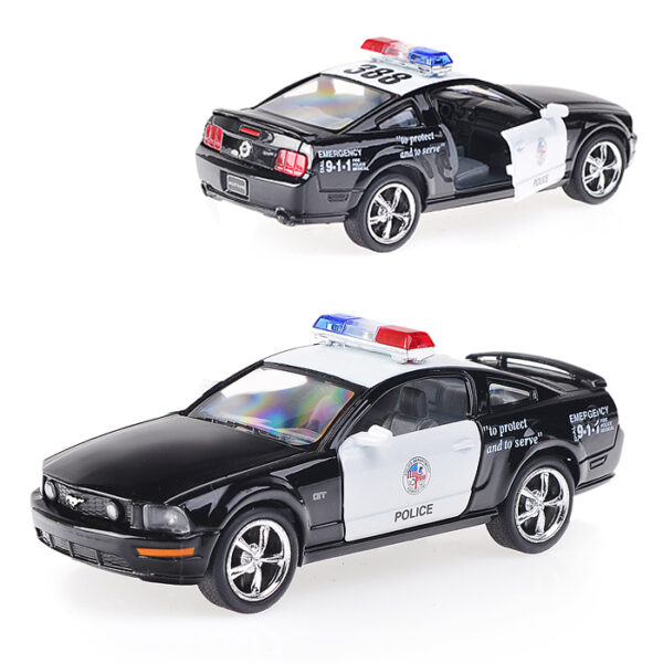 Модель Ford Mustang GT 2006 (Police) мет., инерц. 1:38, в пакете