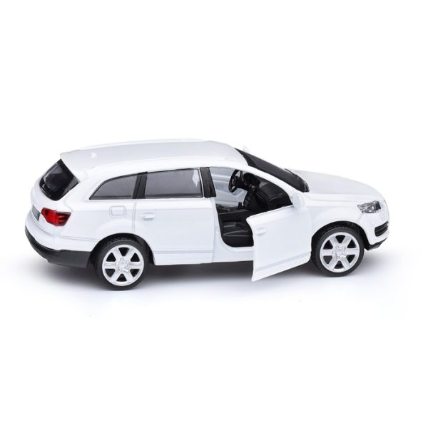 Машина металл. 1:43 Audi Q7, откр. двери, белый, 11 см. 3