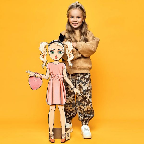 Игровой набор из картона кукла "Trendy girl Мира" 5