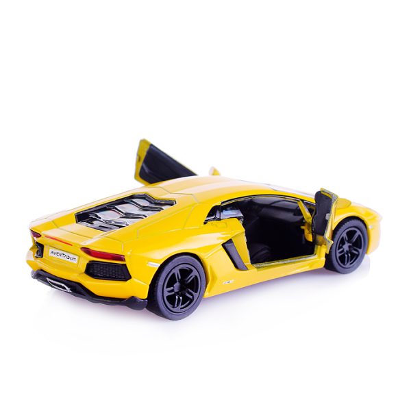 Модель Lamborghini Aventador LP 700-4 мет., инерц. модель машины 1:38 9